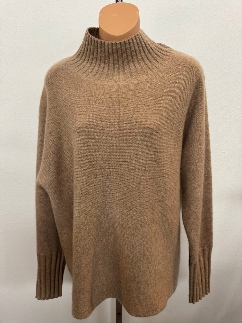 tenlea hunter cashmere size S